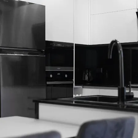 Rentwill Modern Apartment